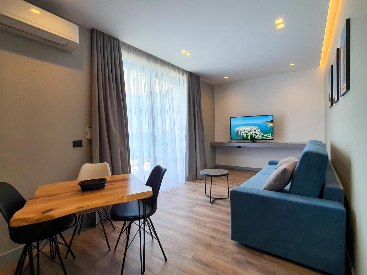 Lookout Apartments Sarande Exterior photo
